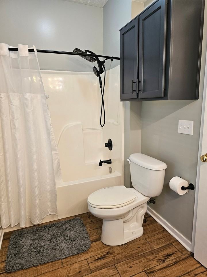 1257 Louisville St #3 - Photo 6 of 14