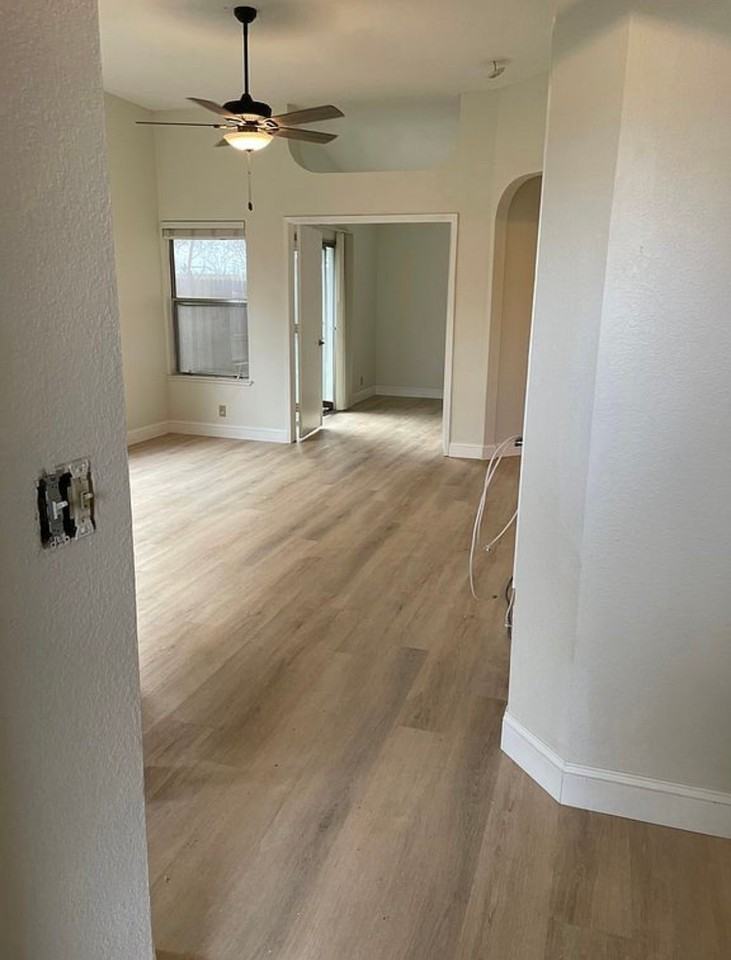 4264 Chinquapin Way - Photo 4 of 20
