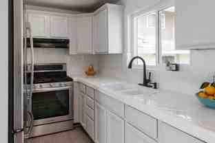 405 N San Gabriel Ave - Photo 1 of 1