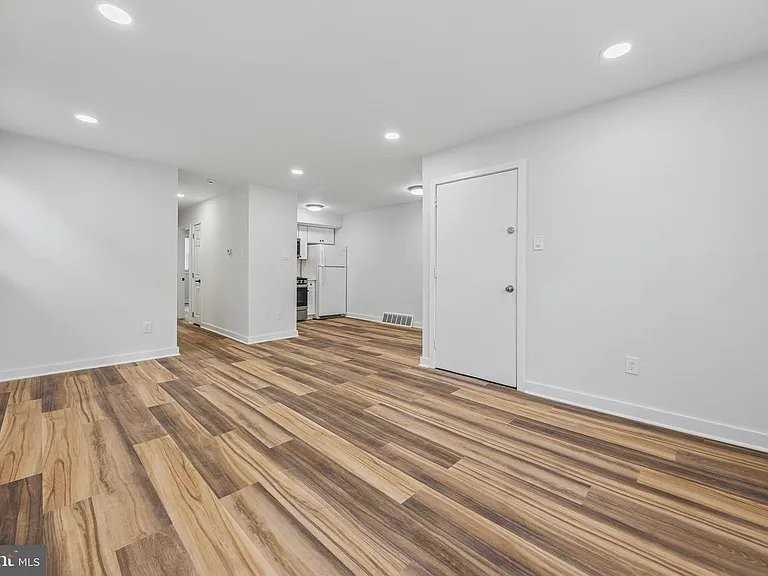 7028 Valley Ave #1 - Photo 3 of 15