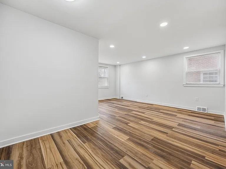 7028 Valley Ave #1 - Photo 5 of 15