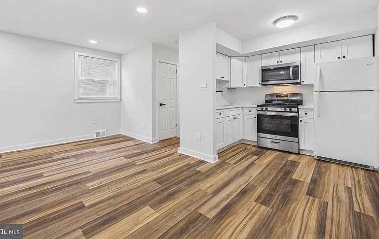 7028 Valley Ave #1 - Photo 7 of 15