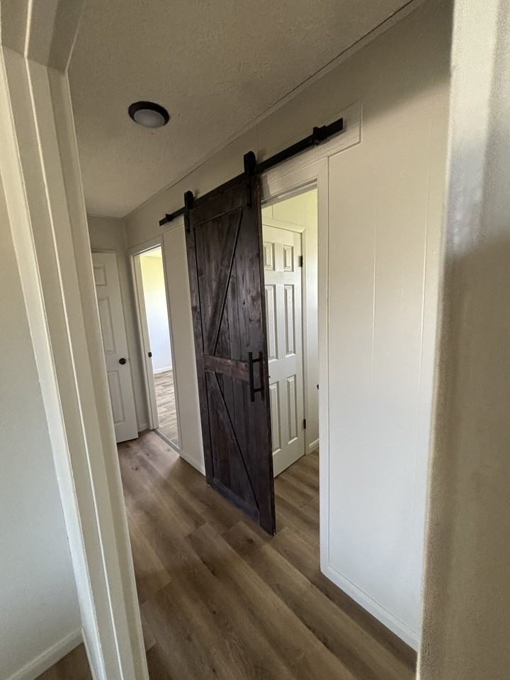 207 W Grant St - Photo 3 of 8