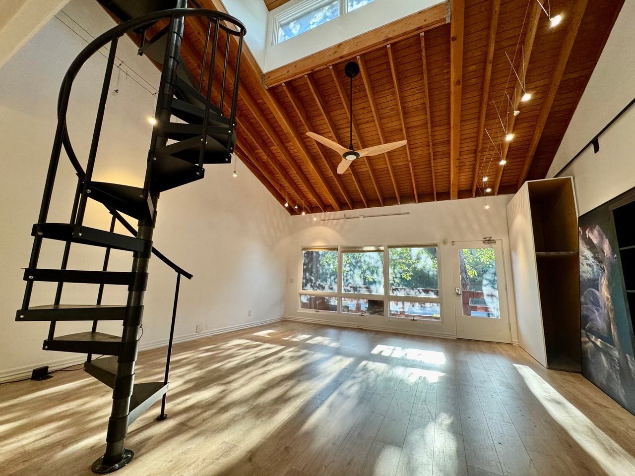 3337 Laguna Canyon Rd #D