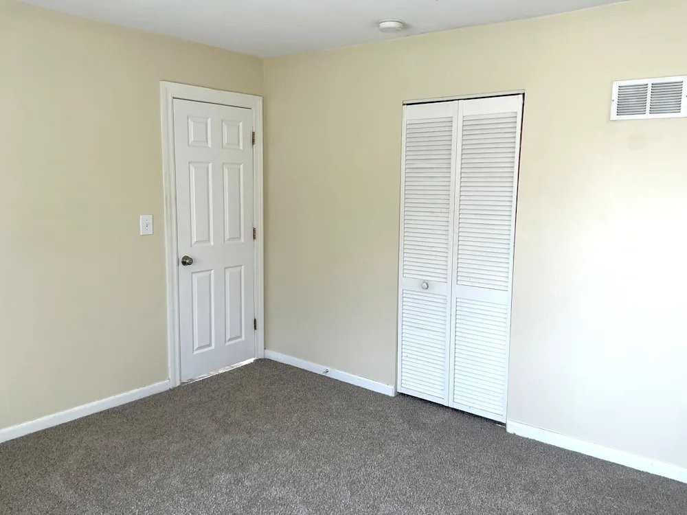 7725 Mason Ave - Photo 6 of 10