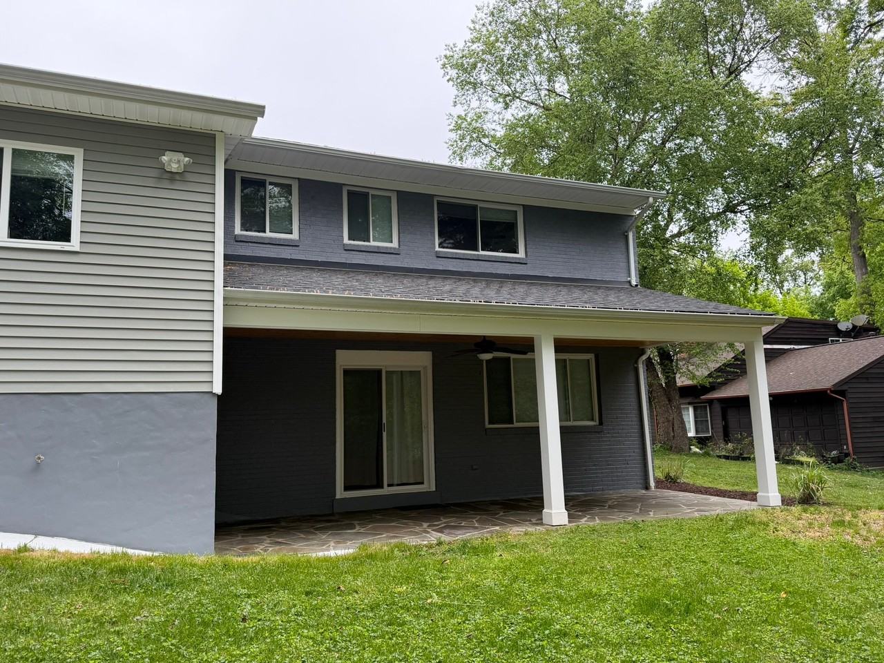 1621 Oaklawn Ct - Photo 4 of 13