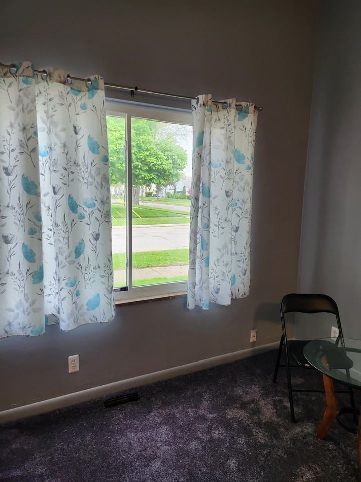 581 Oconnor Ave #581 - Photo 3 of 14