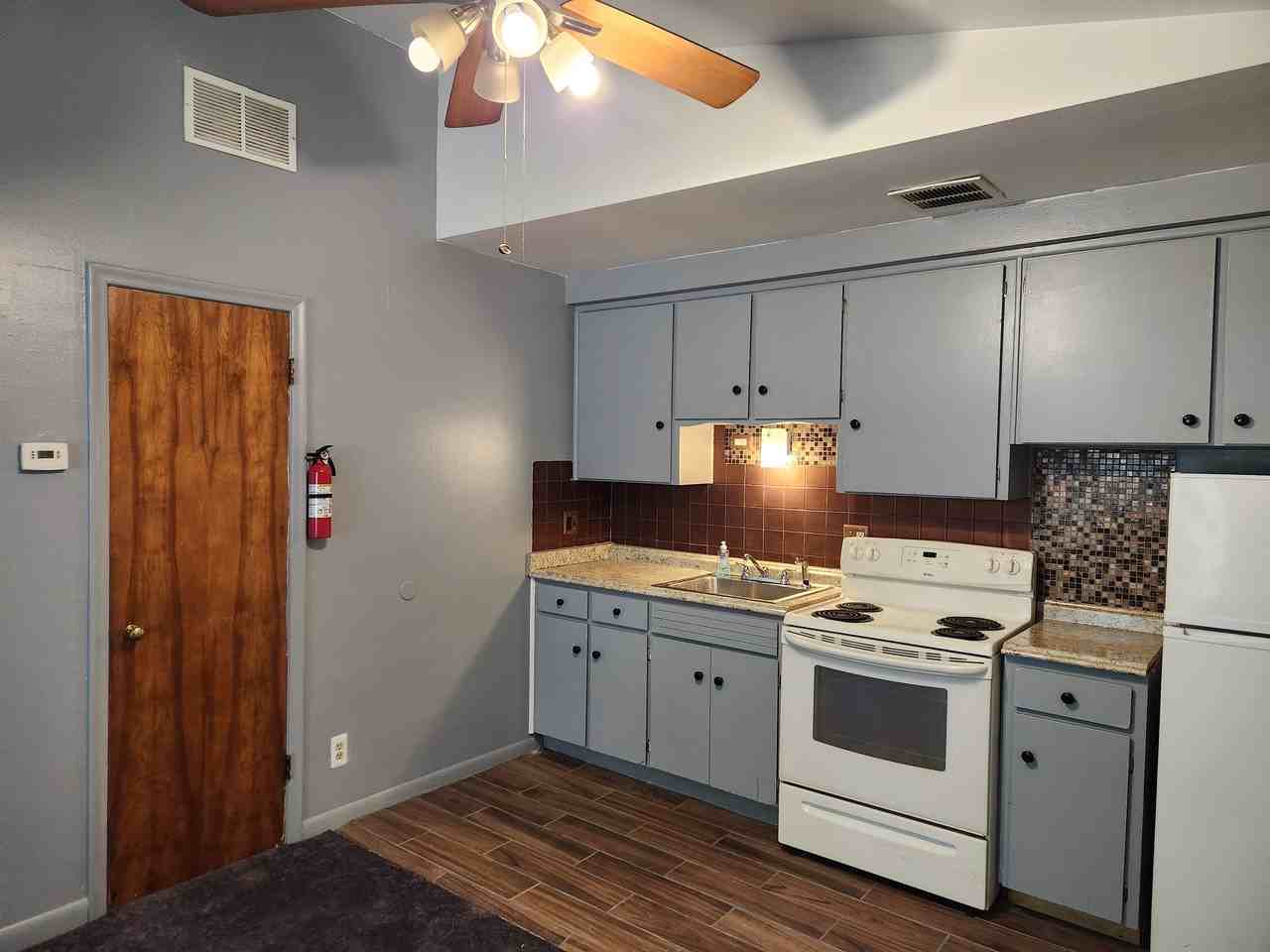 581 Oconnor Ave #581 - Photo 6 of 14