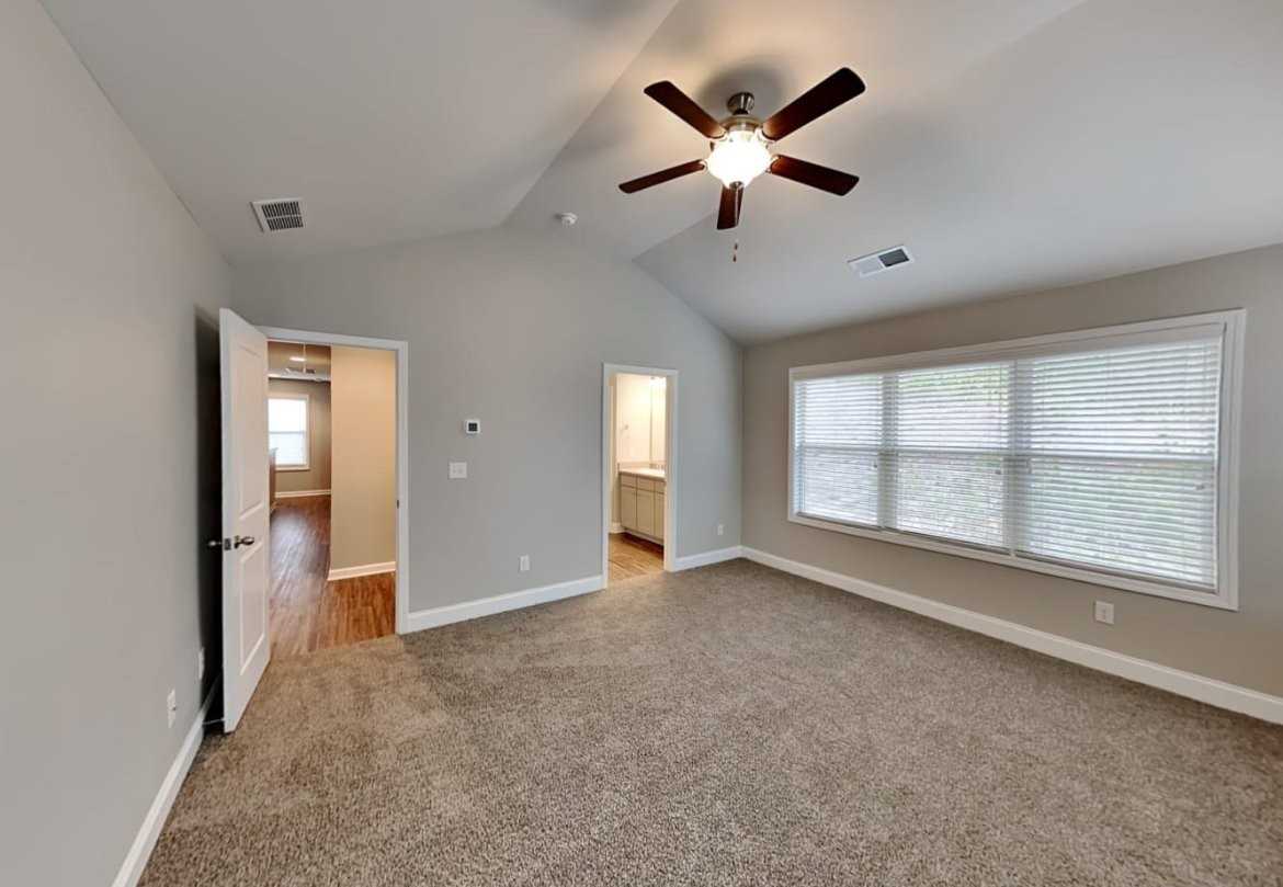 243 Sage Dr - Photo 6 of 10