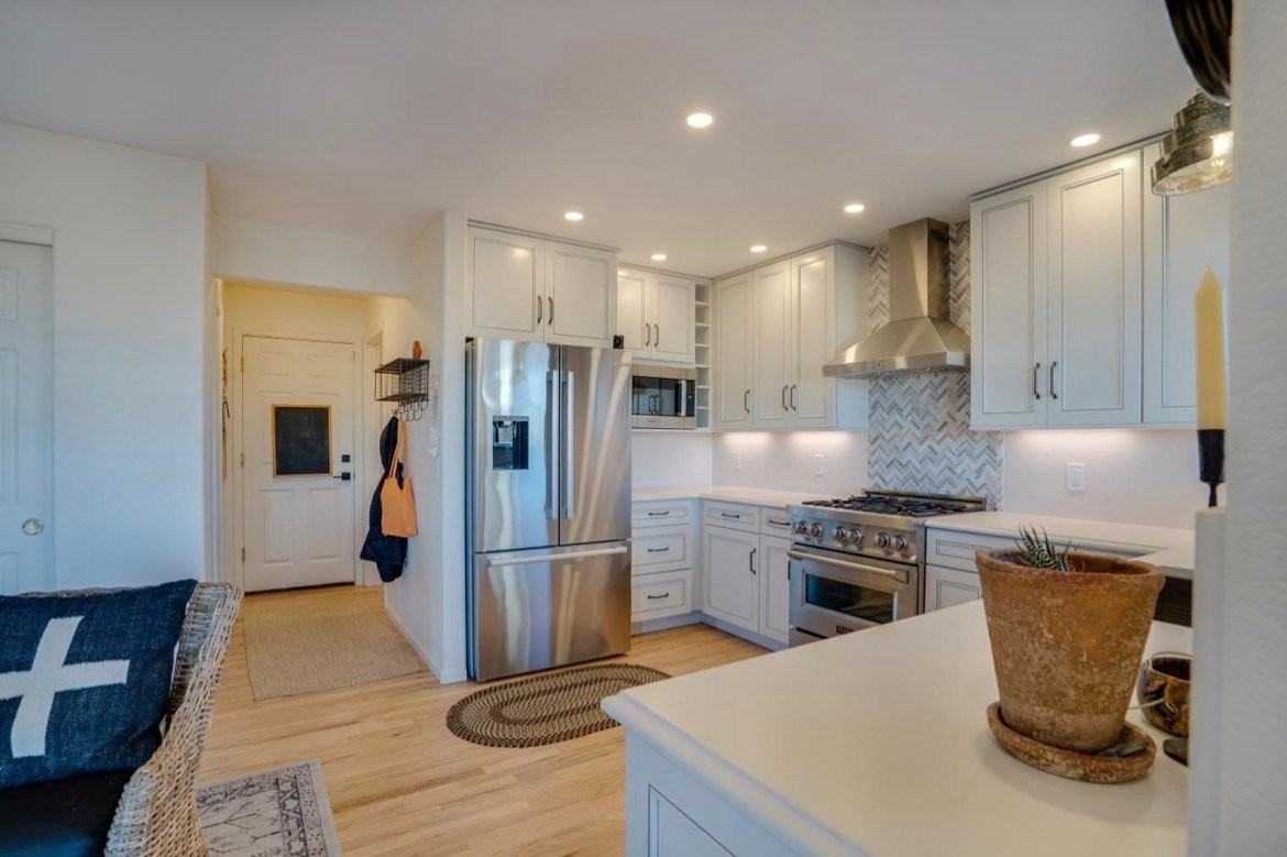 1621 Katie Dr - Photo 4 of 20