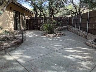 3069 Southpark #1 - Photo 2 of 2