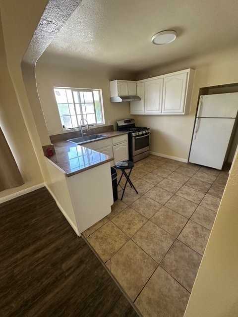 7014 4th Ave - Photo 2 of 8