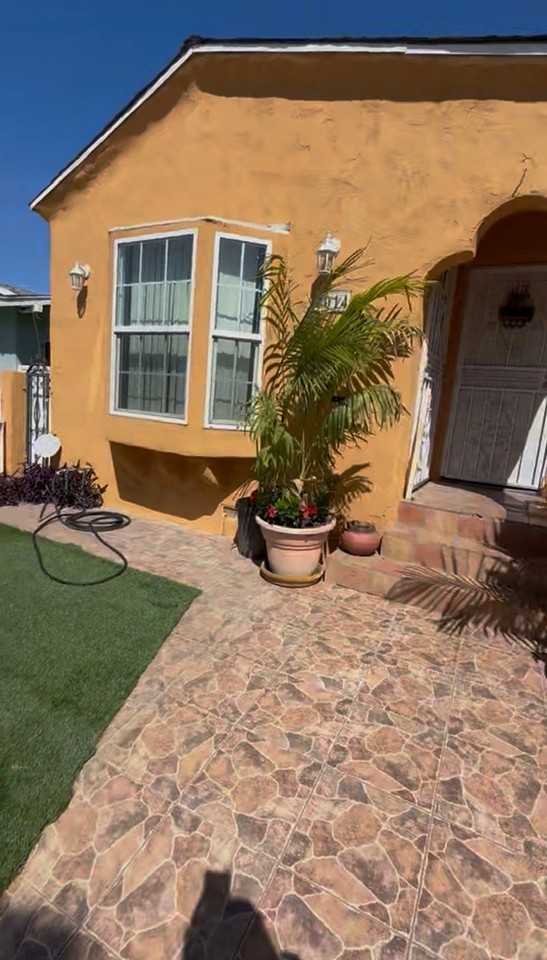 7014 4th Ave - Photo 7 of 8