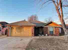 featured image of 6709 Nw 124th Ter