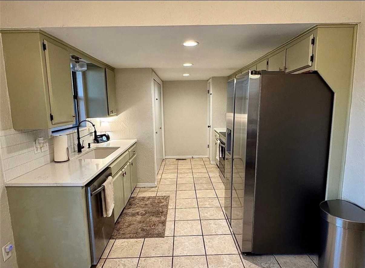 6709 Nw 124th Ter - Photo 6 of 13