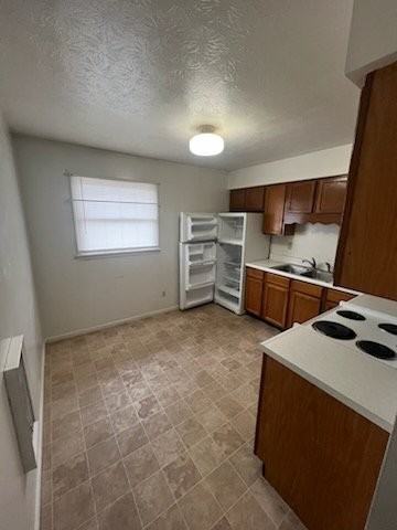 546 S Charity St #4 - Photo 3 of 8