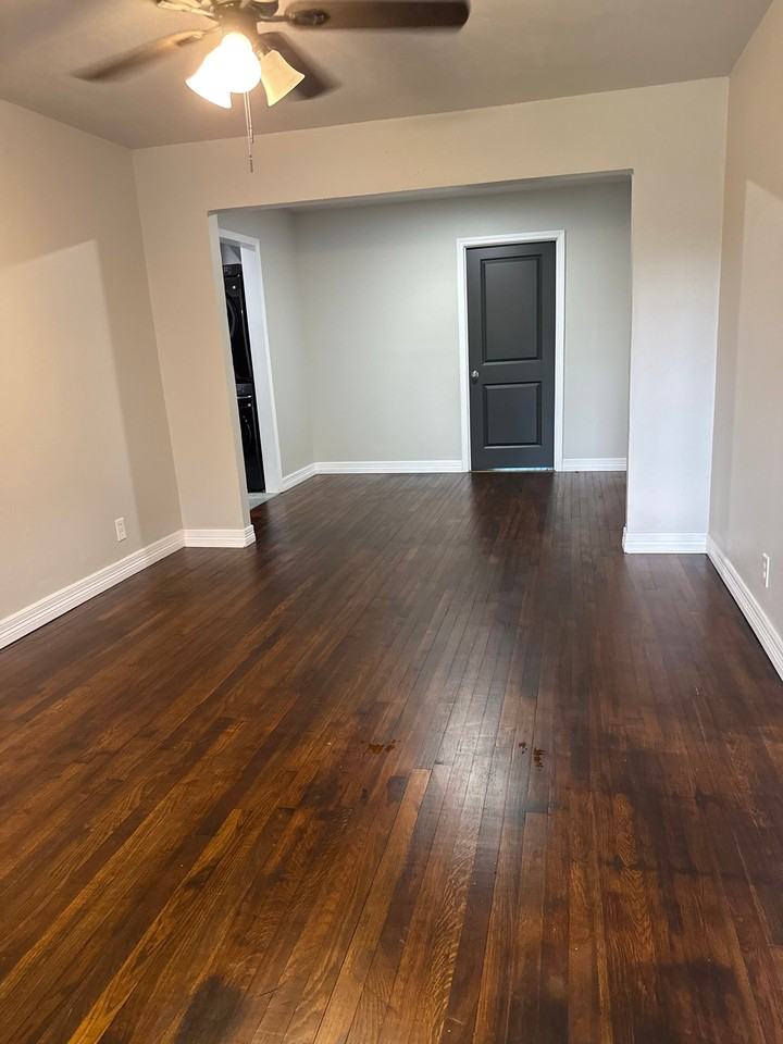 4730 Ingram Dr - Photo 2 of 11
