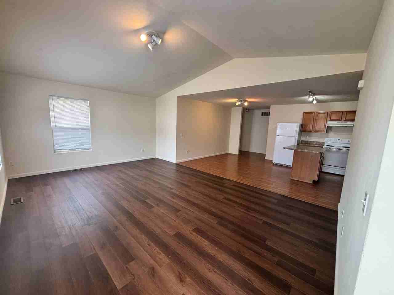 1329 Fraternity Village Dr - Photo 4 of 19
