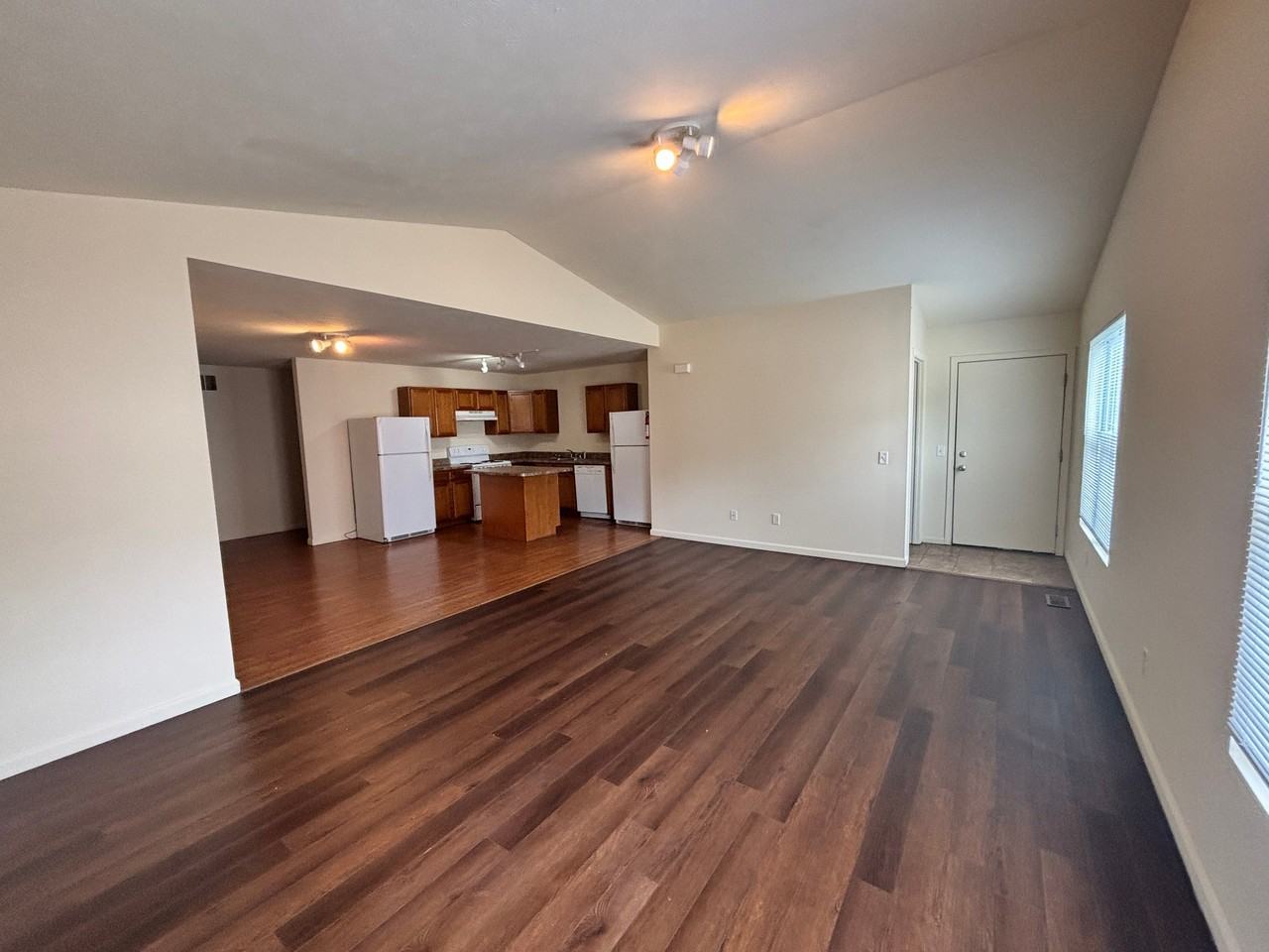 1329 Fraternity Village Dr - Photo 5 of 19