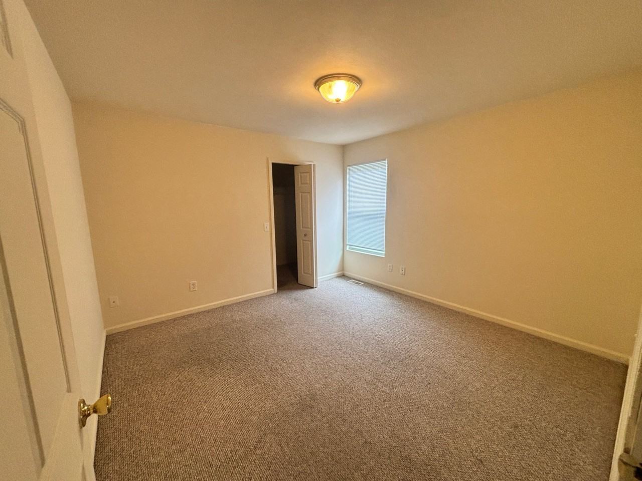 1329 Fraternity Village Dr - Photo 7 of 19