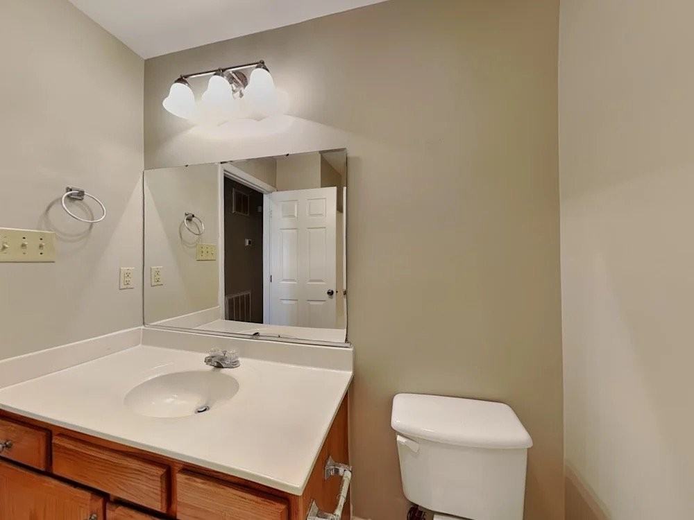 4807 Vickrey Chapel Rd N - Photo 3 of 11
