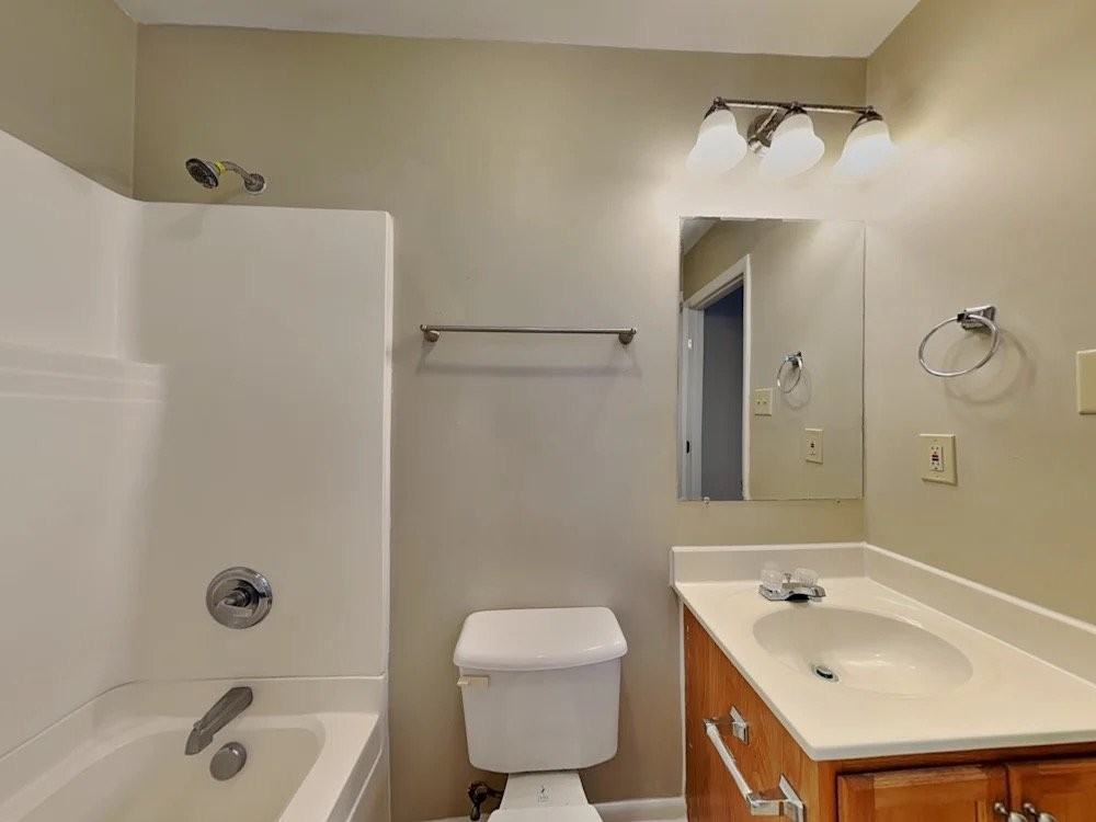 4807 Vickrey Chapel Rd N - Photo 4 of 11