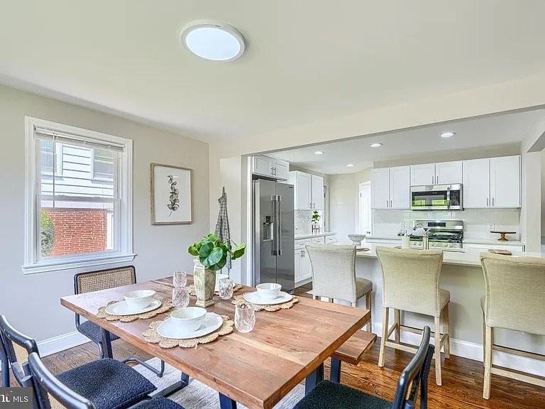 821 Nottingham Rd - Photo 2 of 10