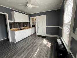 featured image of 7 Ledyard St #7