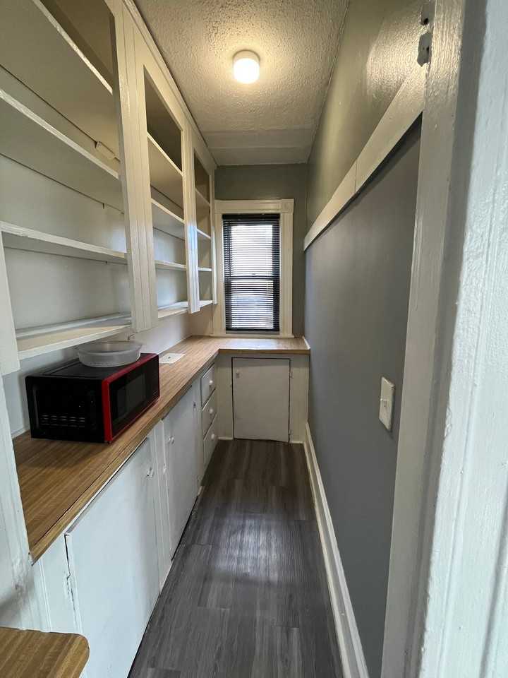7 Ledyard St #7 - Photo 5 of 9