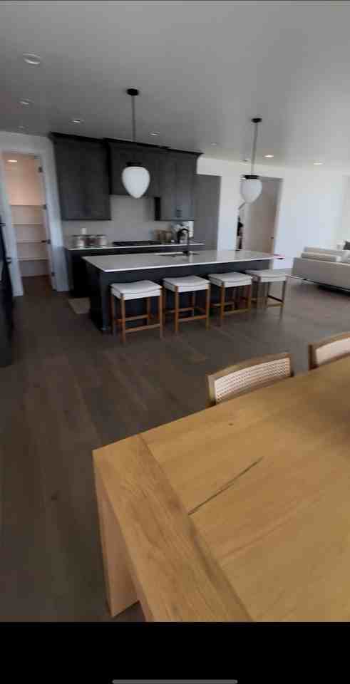 2127 Nw - Photo 5 of 6