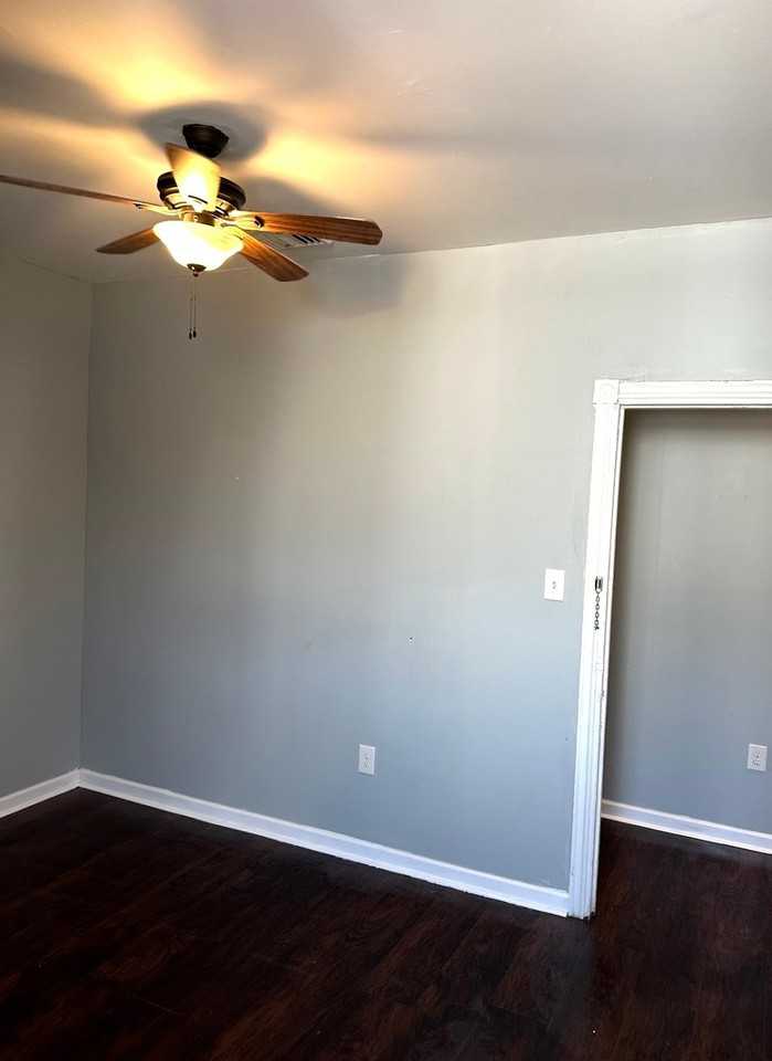 4909 Cedar Ave #3 - Photo 7 of 15