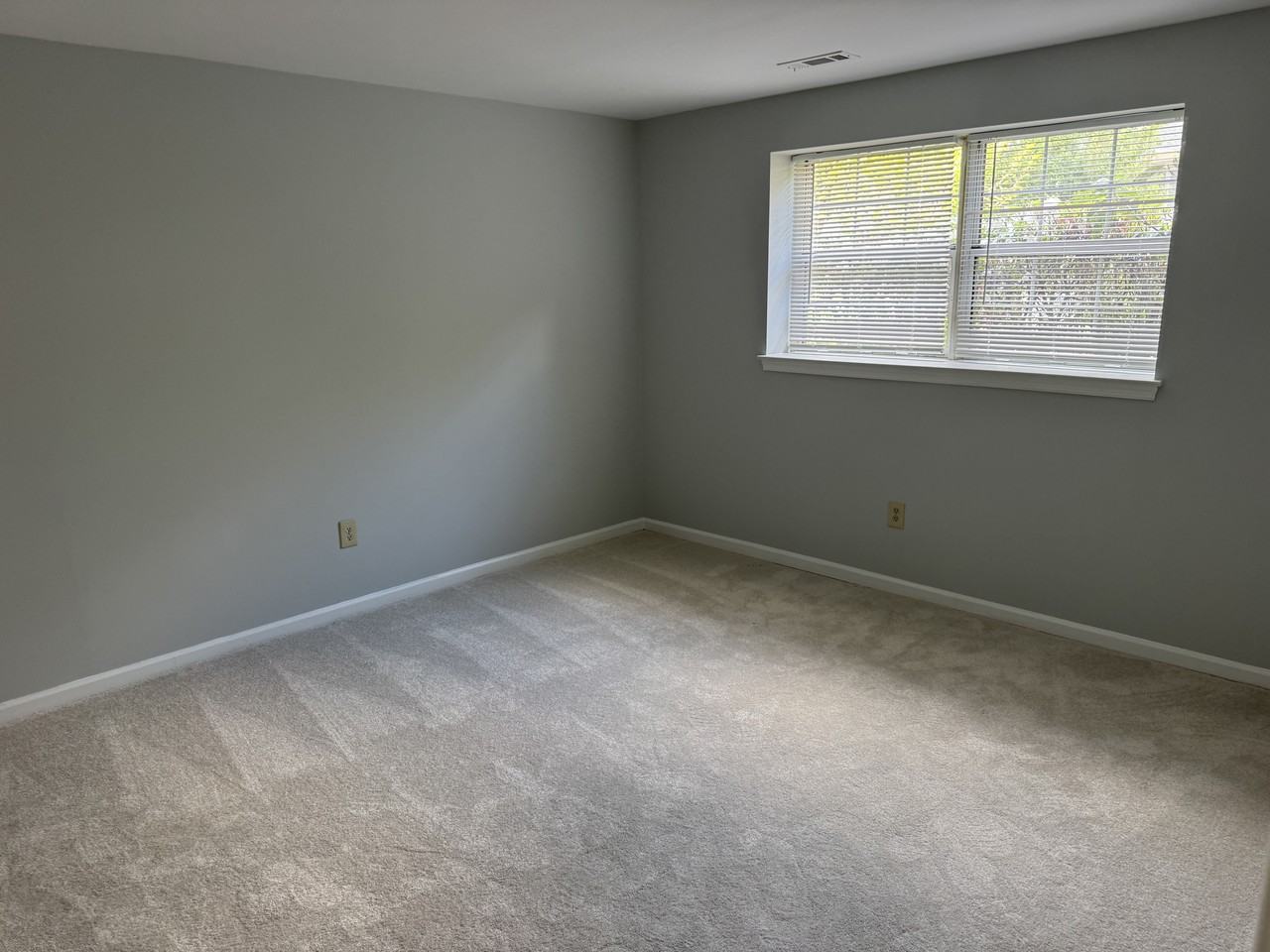 6185 Stonepath Cir #0 - Photo 3 of 9