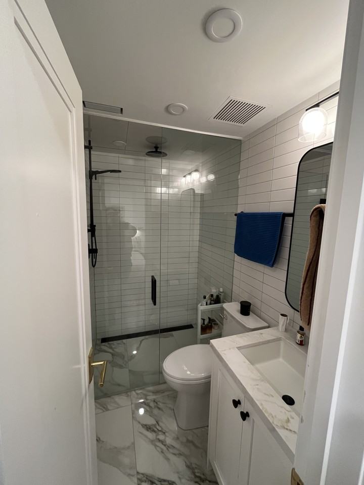 54 Cowan Avenue - Photo 6 of 12