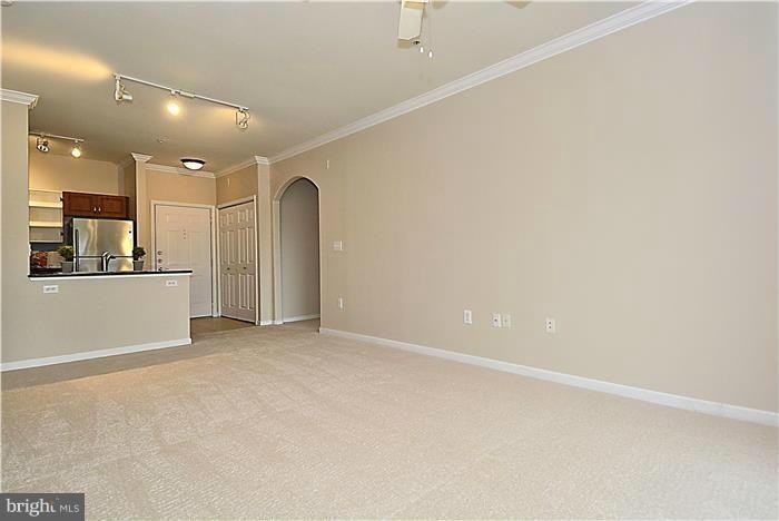 12945 Centre Park Cir #314 - Photo 4 of 8