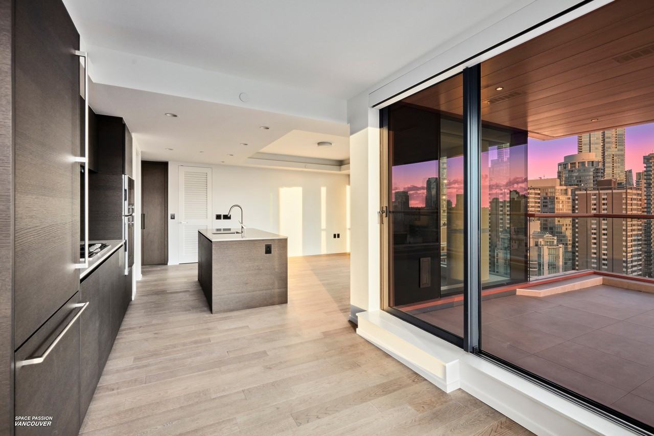 1408 Robson Street #170X - Photo 7 of 27