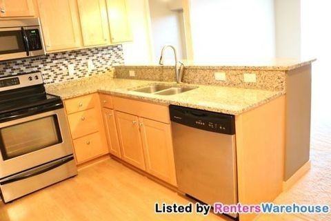 2900 University Ave Se #210 - Photo 2 of 13