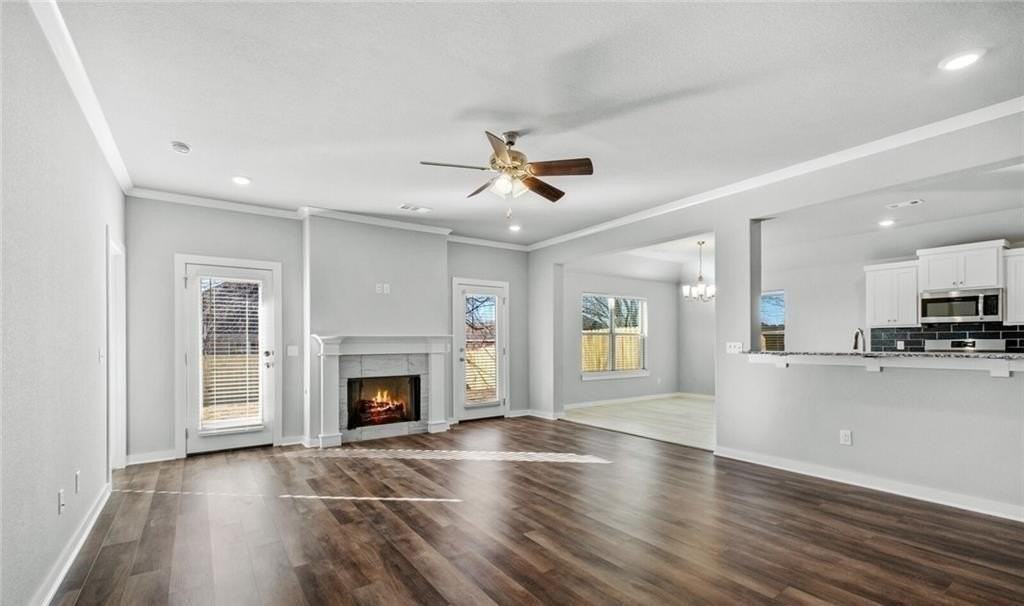818 Copper St - Photo 2 of 9