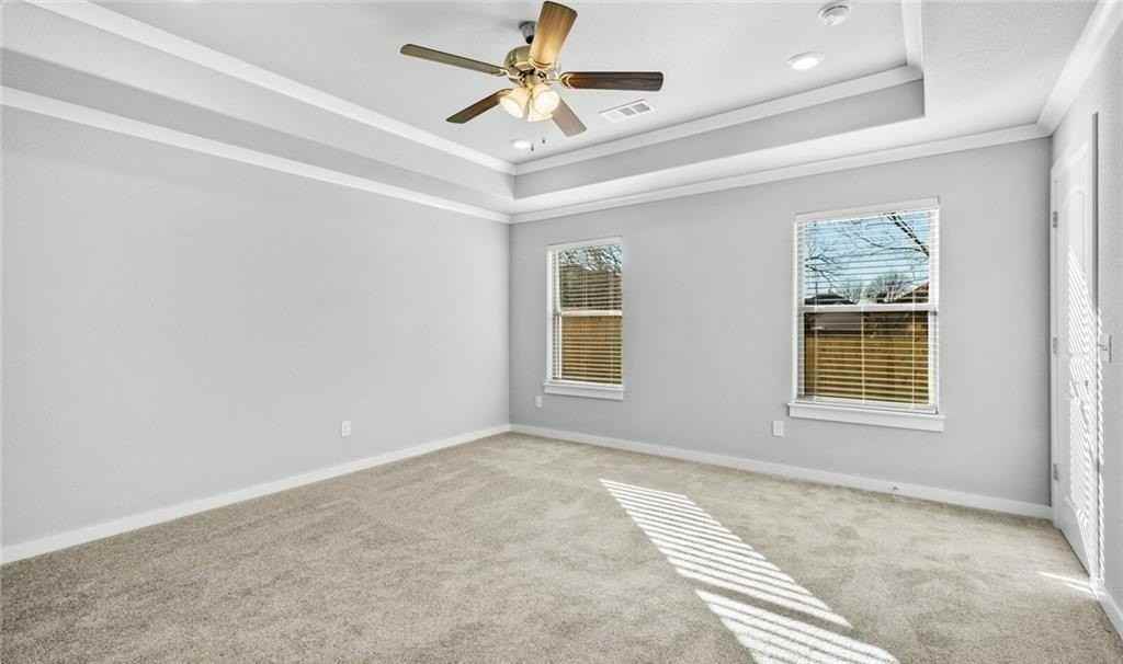 818 Copper St - Photo 5 of 9