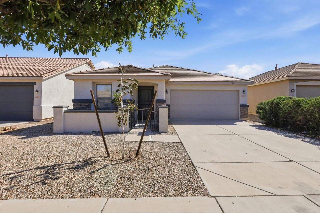 21858 E Puesta Del Sol - Photo 2 of 30