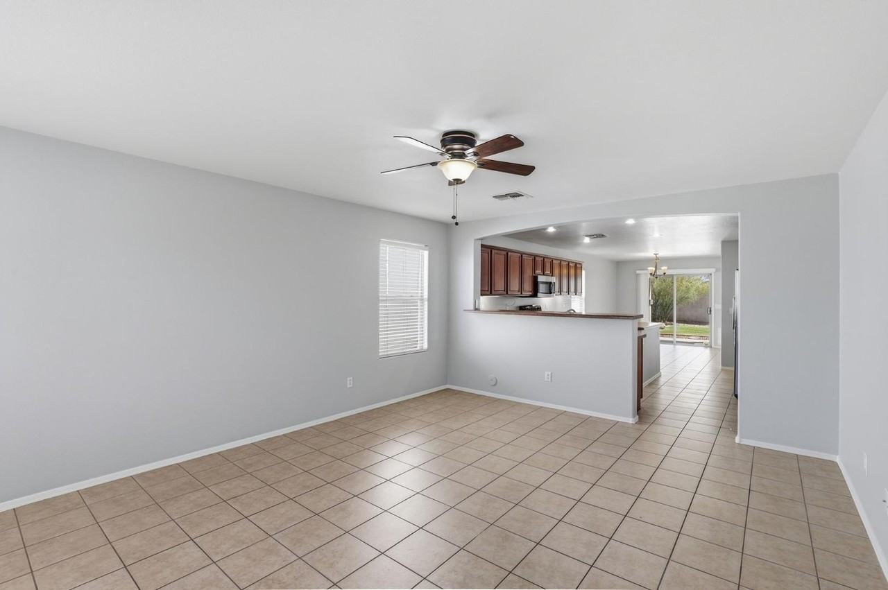 21858 E Puesta Del Sol - Photo 4 of 30