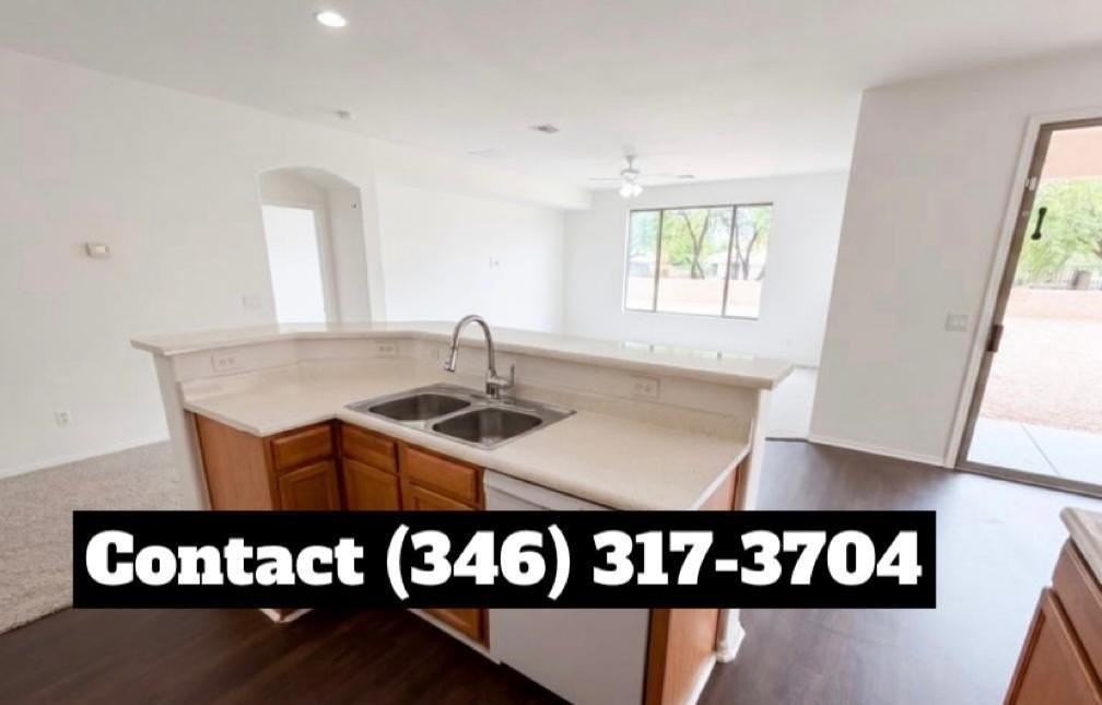 14109 W Windrose Dr - Photo 3 of 10