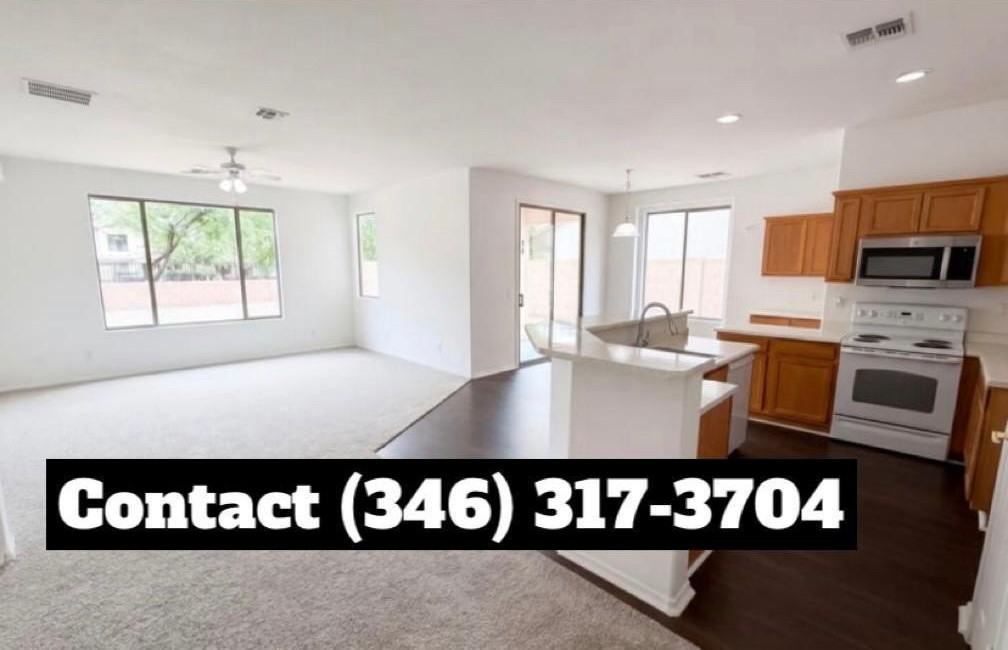 14109 W Windrose Dr - Photo 4 of 10