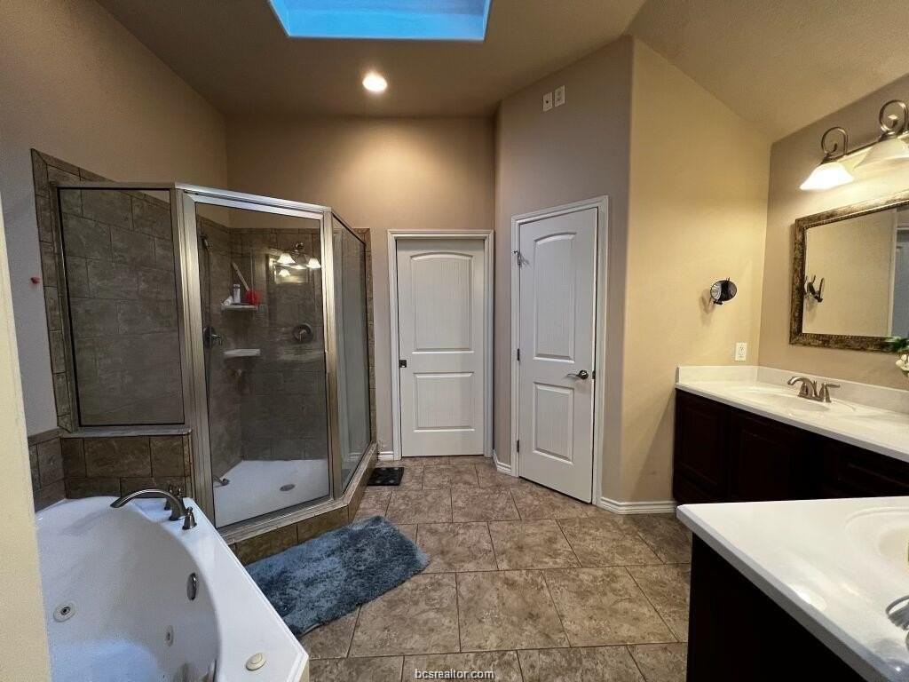 3908 Faimes Ct - Photo 5 of 12