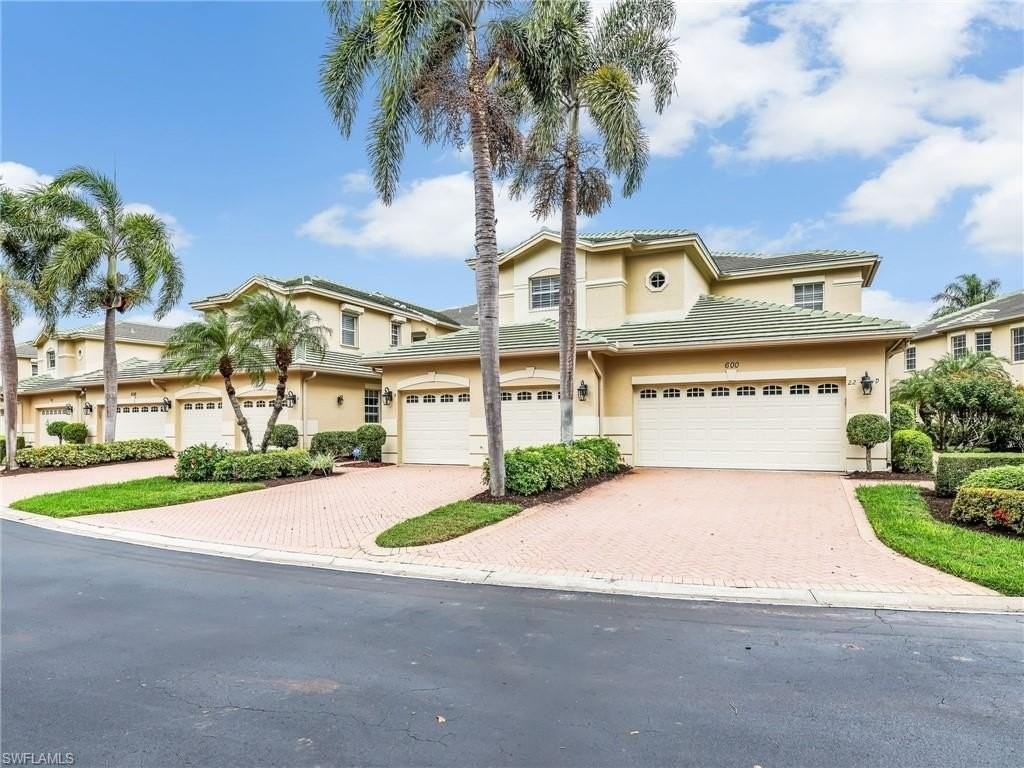 600 Vintage Reserve Ln #22B - Photo 5 of 41
