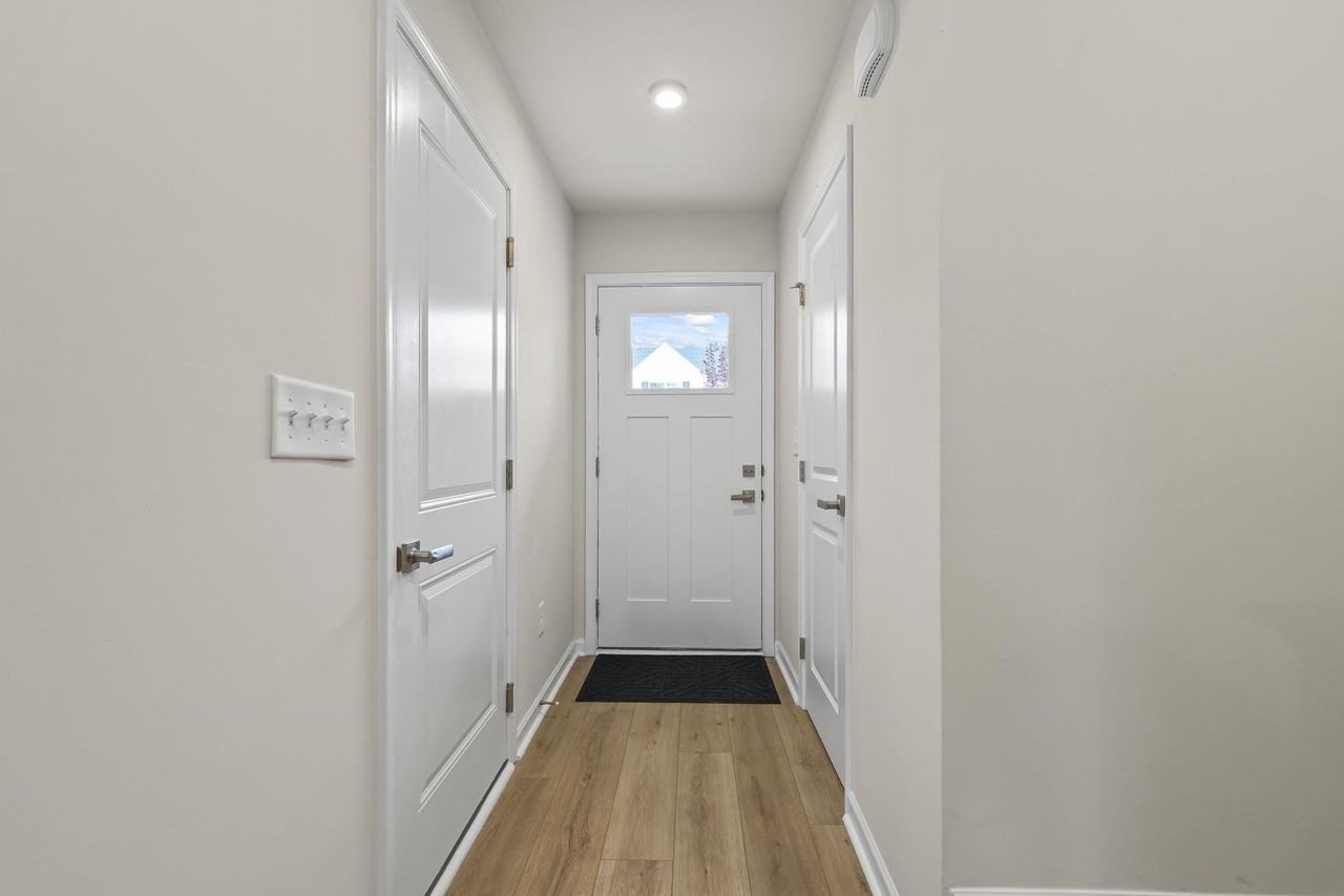 338 Myrtle Meadows Dr - Photo 2 of 37