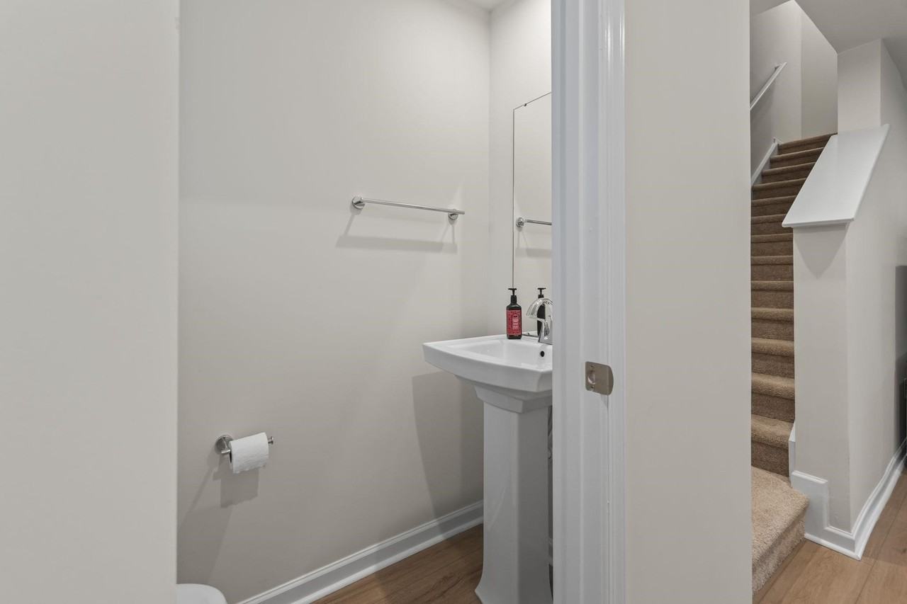 338 Myrtle Meadows Dr - Photo 4 of 37