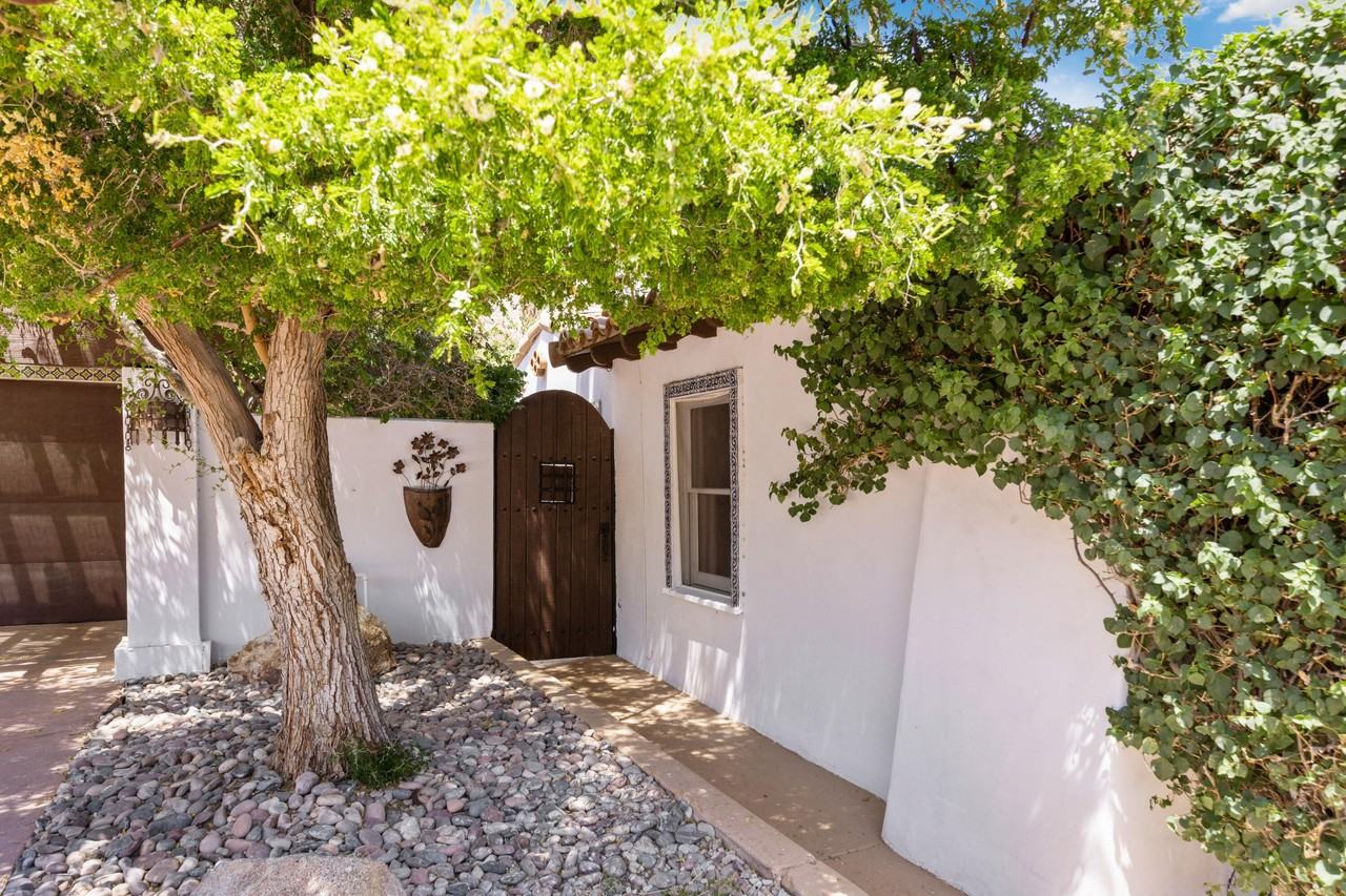 51835 Avenida Diaz - Photo 2 of 10