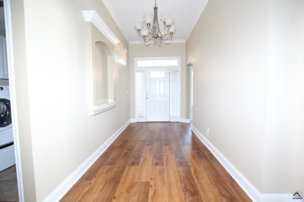 121 Limestone Trl - Photo 2 of 27