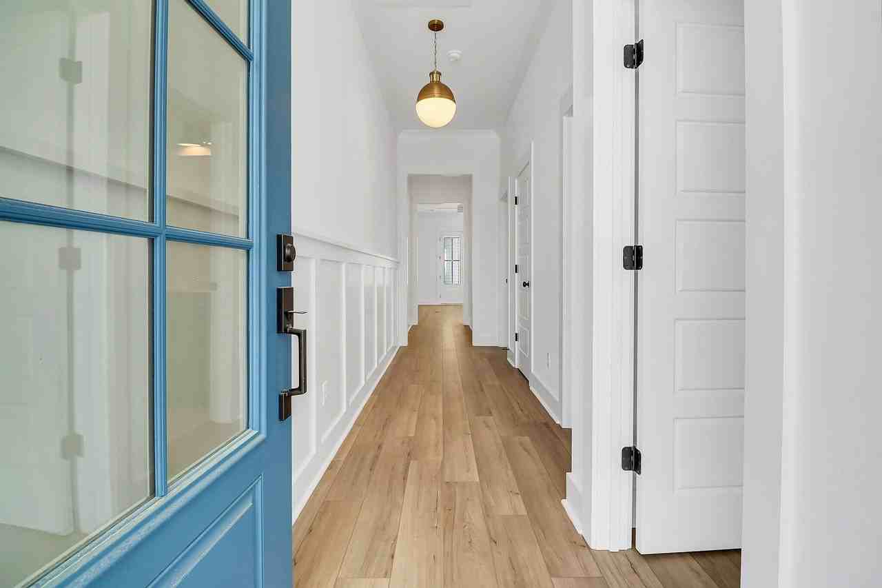 502 Sound Dr - Photo 5 of 50