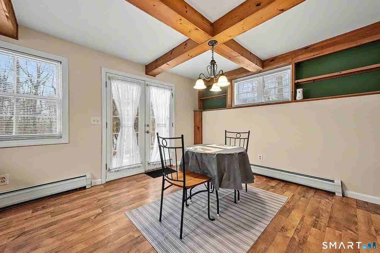 15 Indian Hill Ln #B - Photo 3 of 16